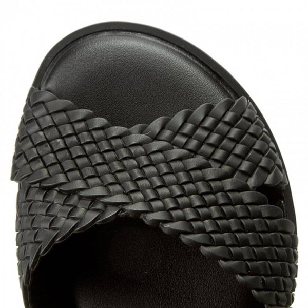 Melissa Hotness + Salinas Wedge Sandal