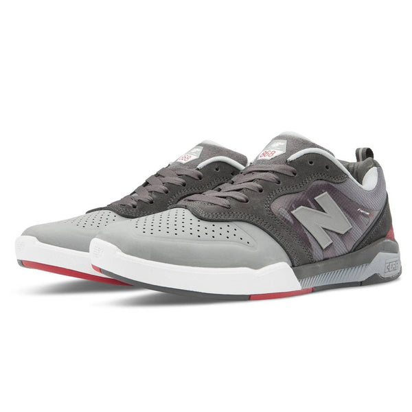 New Balance 868