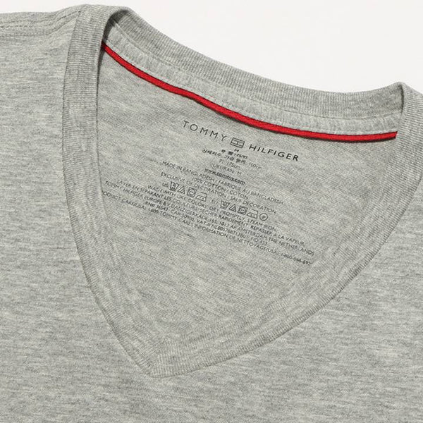 TOMMY HILFIGER MEN'S CORE FALG TEE V NECK GREY