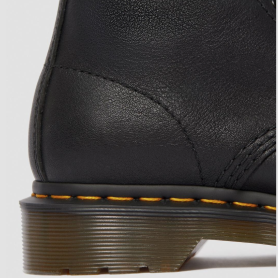 Dr.Martens Women's 1460 PASCAL VIRGINIA LEATHER BOOTS BLACK Contemporary