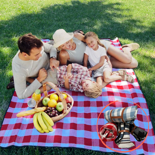 URBY Lightweight Portable Easy Roll up Blanket with Straps, Fits 3-4 Person for Family Events Such as Concert, Travel, Picnic, Beach, Park - Heavy Duty but Foldable and Packable