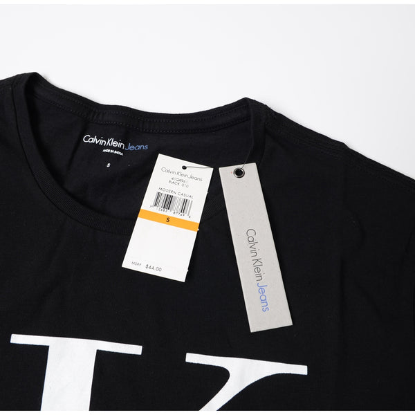Calvin Klein Mens Monogram Ck Jeans Crewneck T-Shirt : : Clothing,  Shoes & Accessories